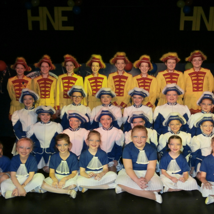 Let's Dance - Neue Gardekostüme für unsere Kindergarde