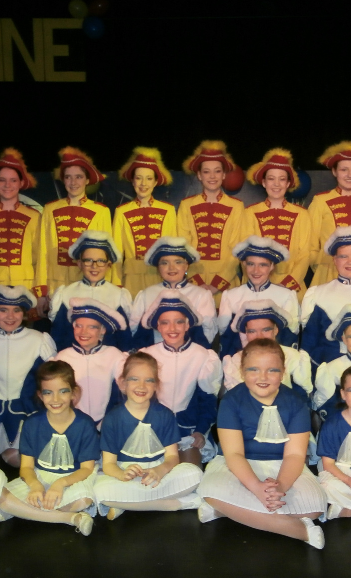 Let's Dance - Neue Gardekostüme für unsere Kindergarde