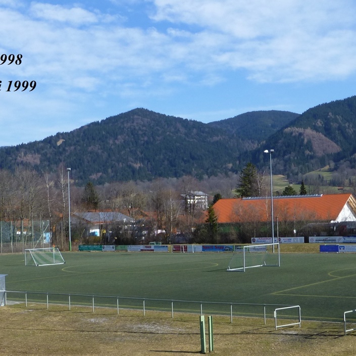Neubau eines Kunstrasenfußballplatzes