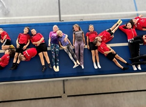 Fliegen, springen, lachen - Kinderturnen mit AirTrackmatten