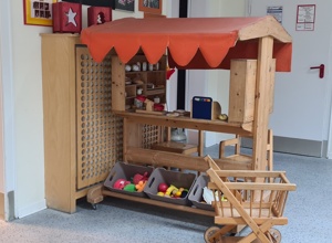 "Ich bin dann mal einkaufen" - Kaufladen für die Kinder der Kita