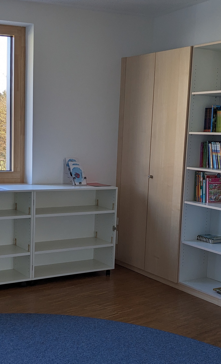 Neue Bücher für unsere Schulbibliothek: mehr Lesevergnügen für alle