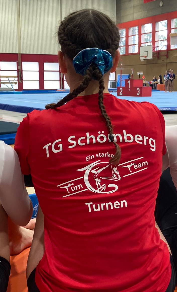 Beschaffung neuer Turnanzüge Liga Turnabteilung Schömberg