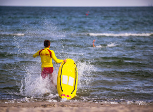 Rettungssport hilft Leben retten - Wir brauchen Material zum Üben