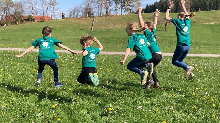 Erneuerung der Jugendtracht des Trachtenverein Stiefenhofen