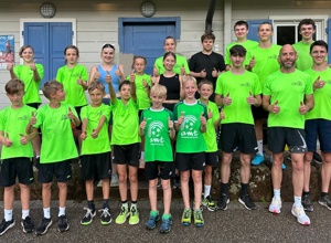 Teamgeist trägt man – im neuen Leichtathletik-Outfit!