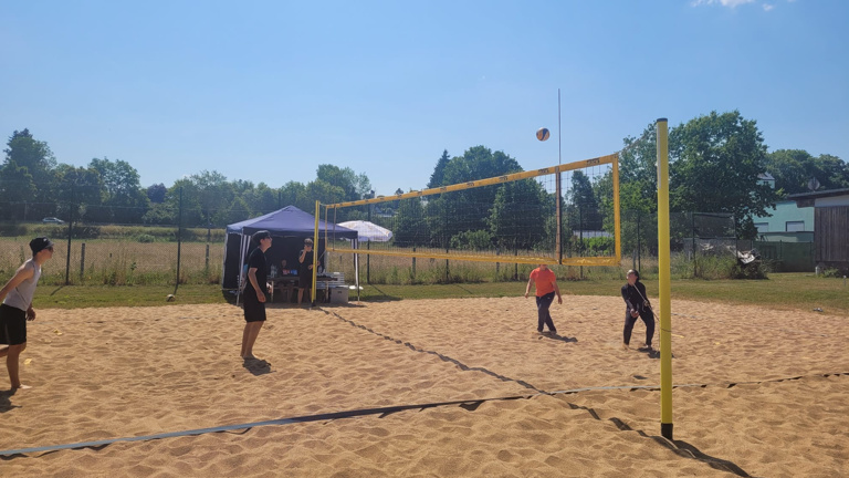 Neuer Beachvolleyball Sand