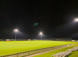Notwendige Umrüstung auf LED-Flutlicht in Schleid