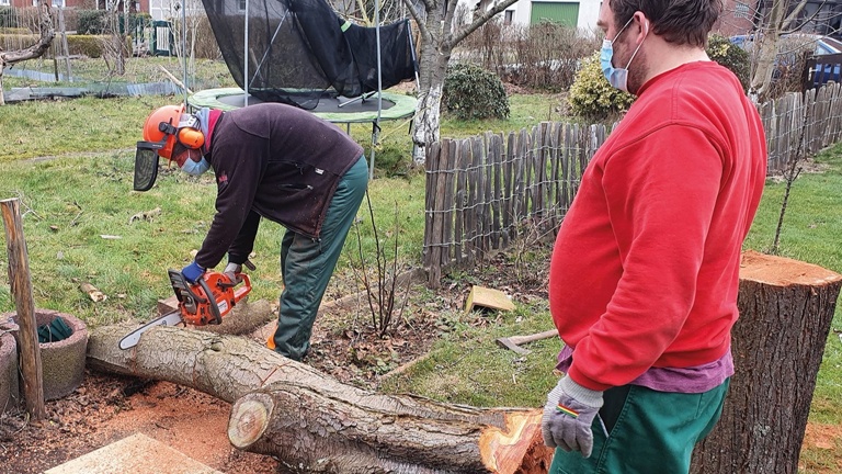 Ob Apfel oder Pfläumchen, „Katrins Garten“ wünscht sich ein Bäumchen