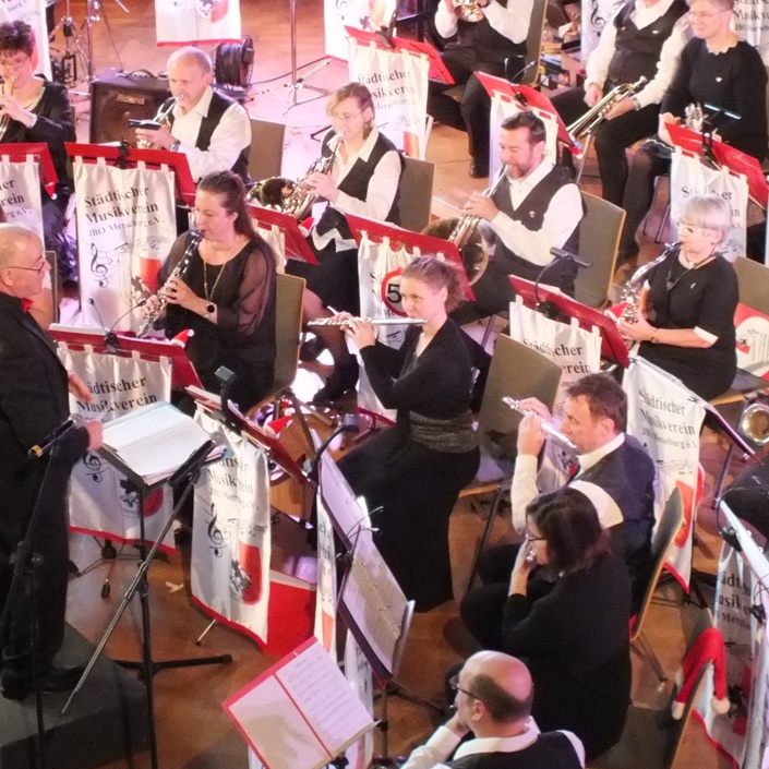 Unser Orchester braucht neue Kleidung  - die zweite Runde