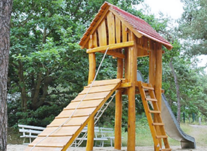Kinderspielturm am Sportpark Ebensee
