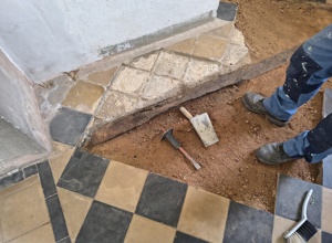 Gemeinsam für unsere Kreuzkirche Lugau - ein sicherer Eingang