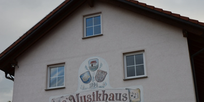 Sanierung: Fassade des Musikhauses der MK Haidgau