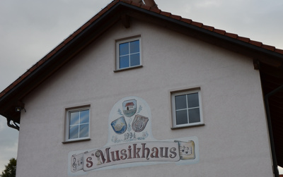 Sanierung: Fassade des Musikhauses der MK Haidgau