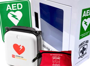 Defibrillator im Steinwaldstadion