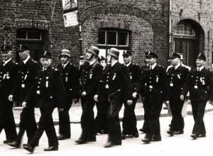 Restaurierung Standarte freiwillige Feuerwehr Kerken