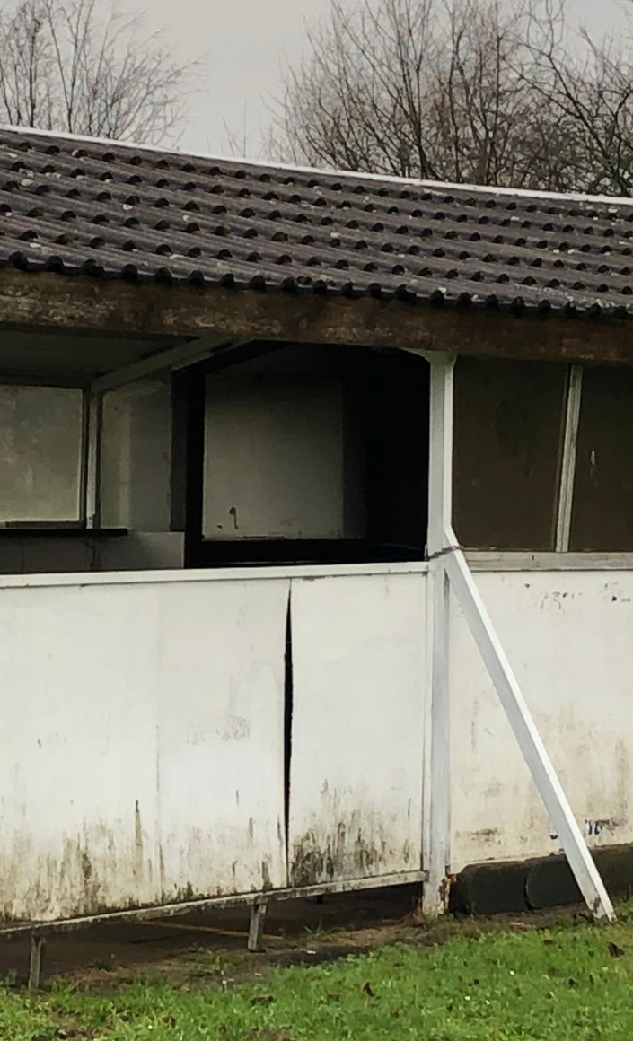 Umgestaltung der Westtribüne