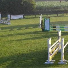 Weg- und Platzbeleuchtung für unsere Reitanlage