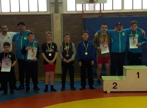 Nachwuchs-Förderung von Kindern und Jugendlichen im Ringkampf-Sport