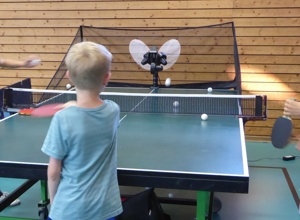 Tischtennis Roboter für das Kinder/Jugend Training