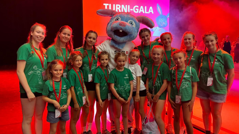 Mannschaftsanzüge für die Turnerinnen der SG Kilchberg 1978 e.V.