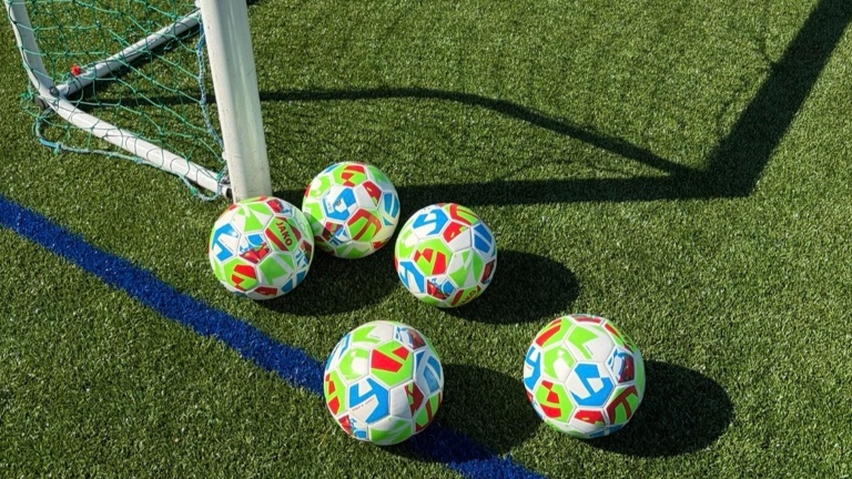 Sportmaterial für unsere Jugend