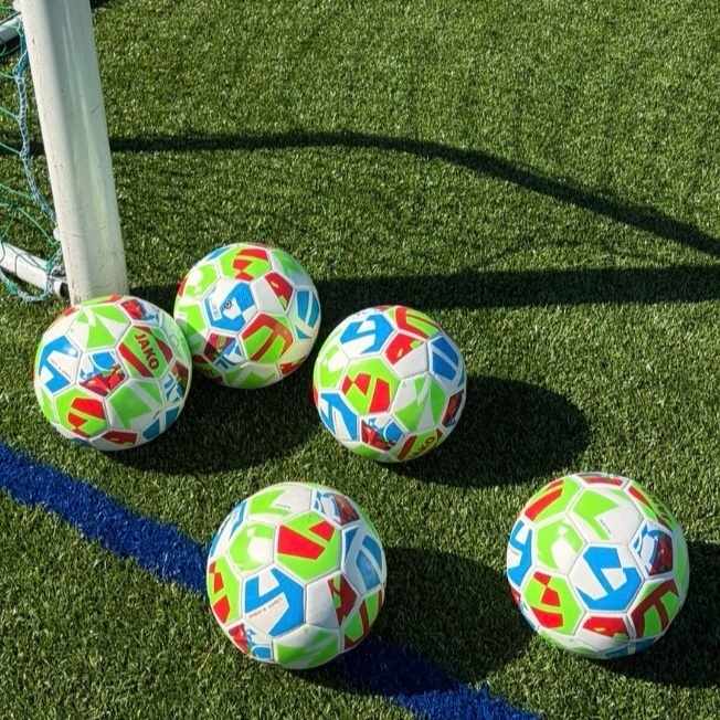 Sportmaterial für unsere Jugend
