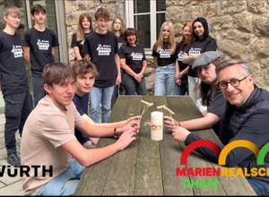 Video - Gestaltung einer Outdoorküche für die Marienrealschule Cham