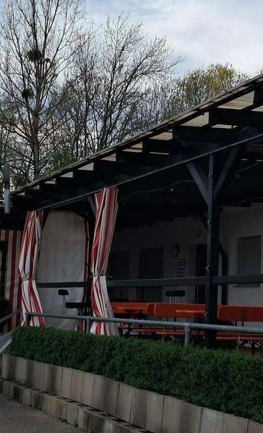 Erneuerung der Terrassenüberdachung des SV  Sportheims