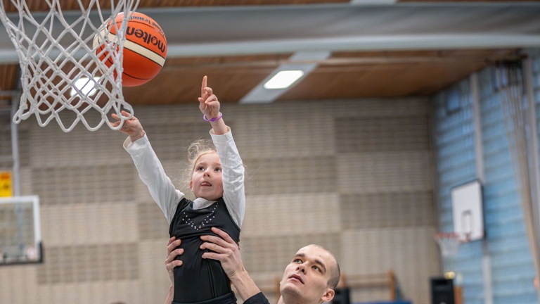 Absenkbare Basketballkörbe für Kindermannschaften des BSV Wulfen
