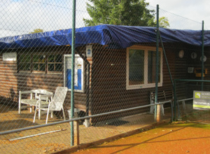Dachsanierung Vereinsheim des TC Flinsbach e.V.