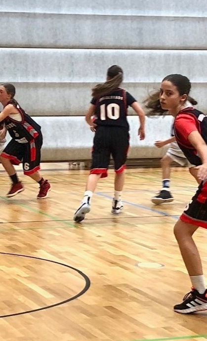 Girlspower beim Basketball