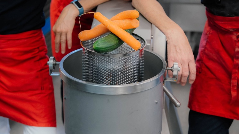 Küchenmaschine für die Waldorfschule