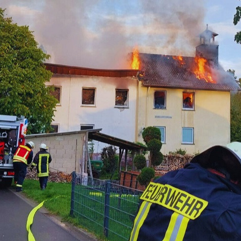 Neustart nach dem Brand des Dorfgemeinschaftshauses