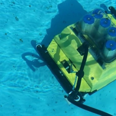 Reinigungsroboter für Schwimmbecken