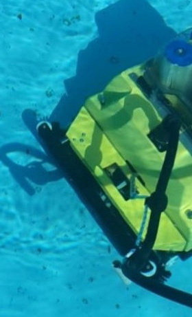Reinigungsroboter für Schwimmbecken