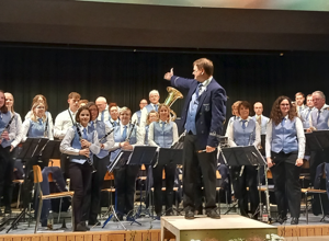 Anschaffung einheitlicher Poloshirts und Fleecejacken