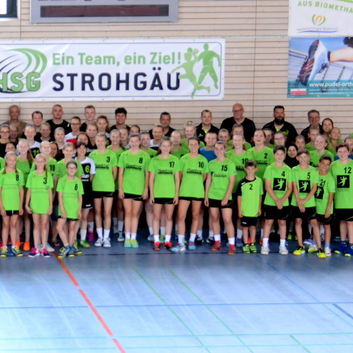 Trainingsanzüge für unsere Ehrenamtlichen