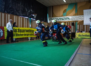 Wettbewerbsanzüge für die WKG der FF Ötzingen