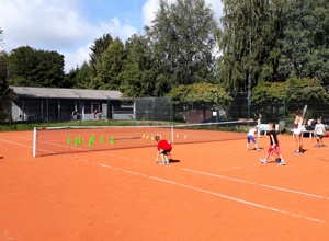 Wir gehören zusammen  - Outfit für unsere Tenniskinder
