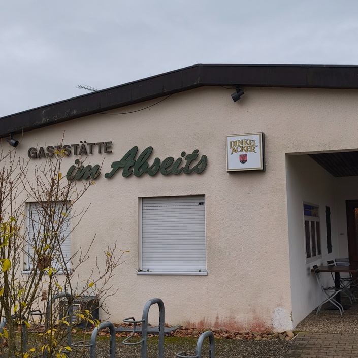 Neues Dach für das Sportheim des TSV Hagelloch