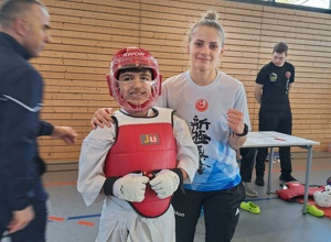 Integration mit Karate   Shinkyokushinkai
