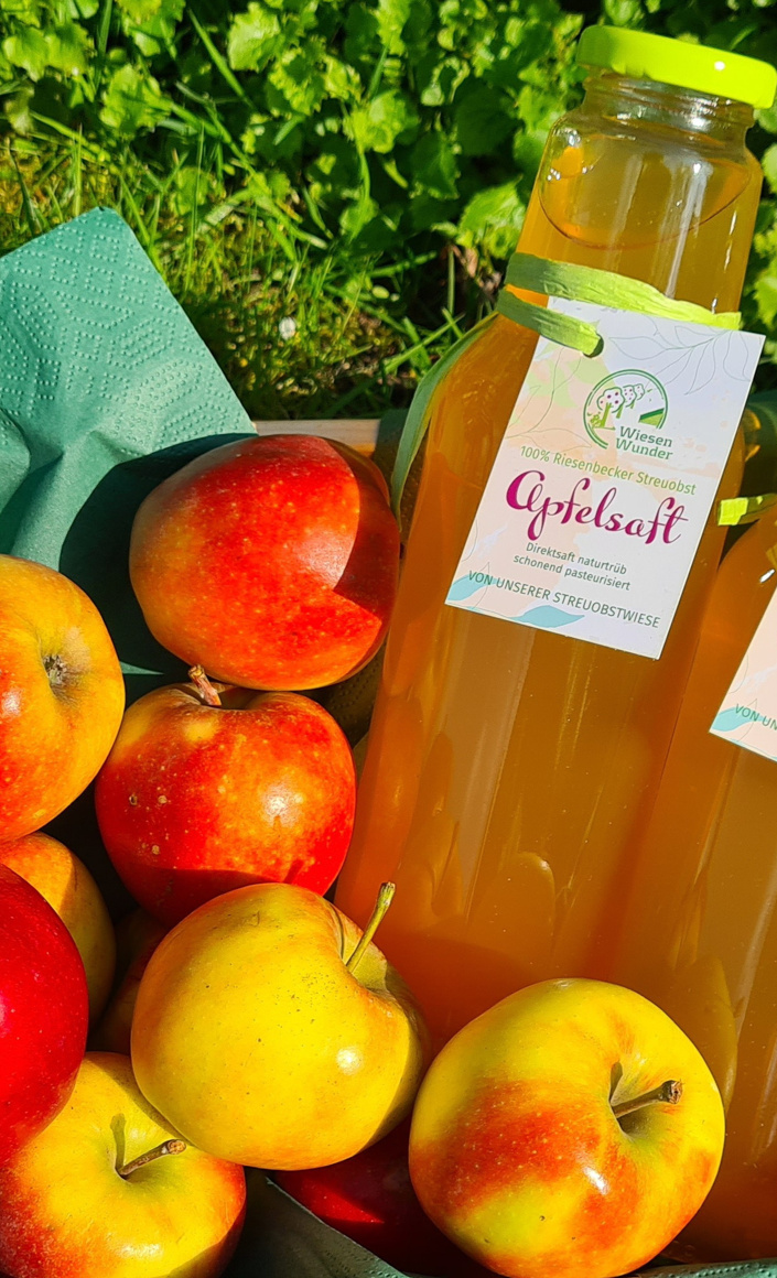 Apfelsaft von den Streuobstwiesen der Projektgruppe "WiesenWunder"