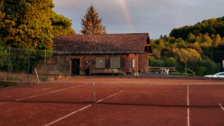 Instandsetzung Tennisplätze des TC Grevenbrück 1975 e.V.