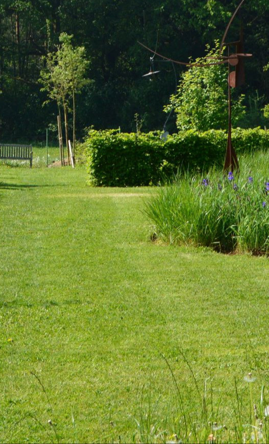 LANDART PROJECT im Thieracher Garten