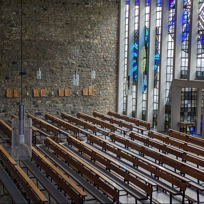 Sitzbankheizung für St. Petrus Herborn