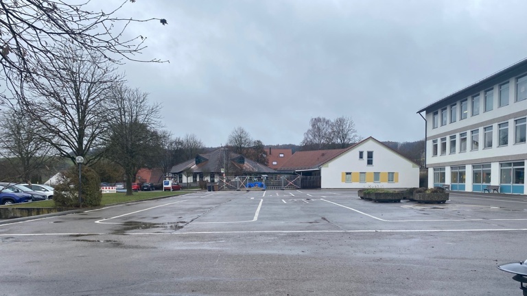 Neugestaltung Schulhof Marxheim: mehr Grün, mehr Lernen