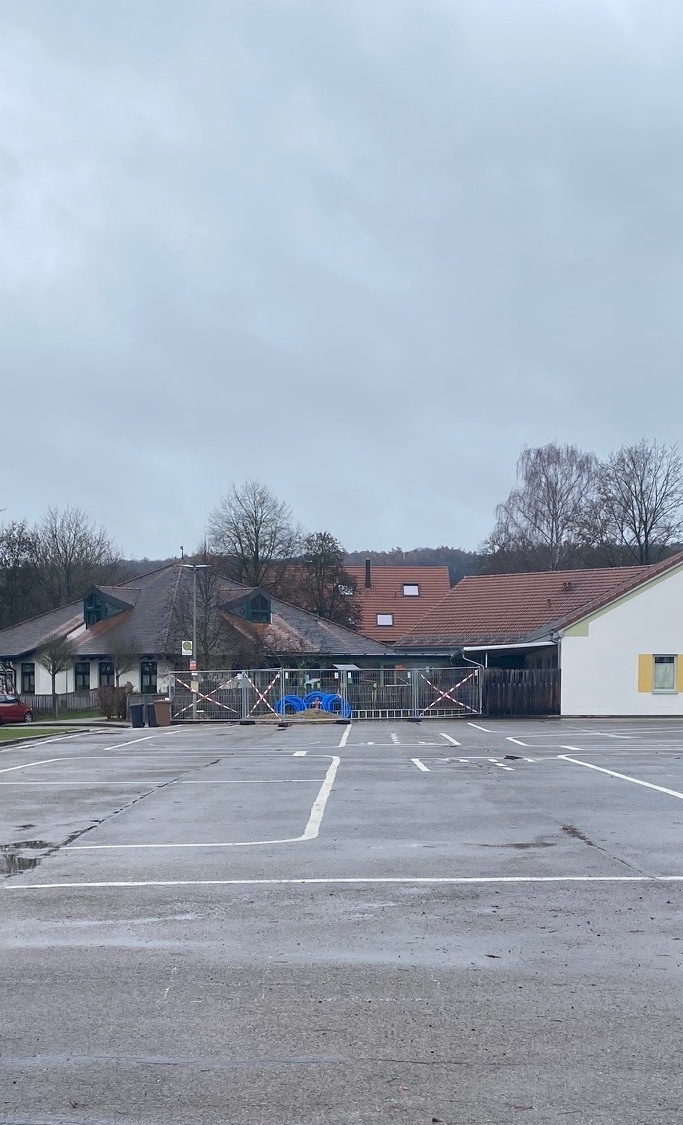 Neugestaltung Schulhof Marxheim: mehr Grün, mehr Lernen