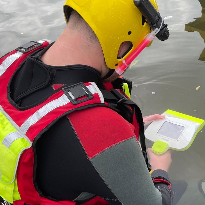 Handsonargerät Aqua-Eye für die Wasserrettung