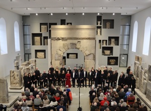 Die Königin im Kleinformat-Truhenorgel für das EVM